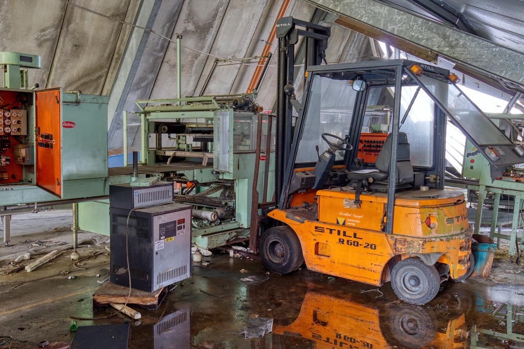 club soda hdr belgie urbex spa belgique belgium decay verlaten fabriek usine factory spawater bronwater ingestort lost abandoned